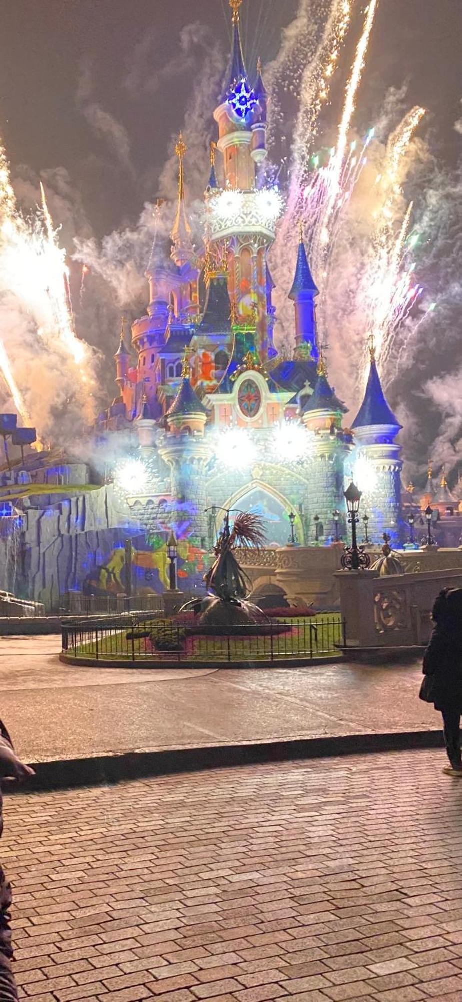 Jade Apart Bussy Centre Disney 10Min Bagian luar foto